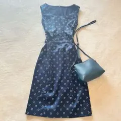 ローラアシュレイ　コットン　ノースリーブ　ワンピース　花ドット　サークル　ネイビ