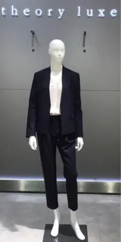 セオリーリュクス サキソニー パンツスーツ