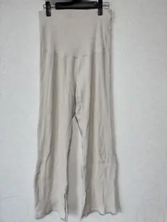 マタニティフレアパンツ スリット入り