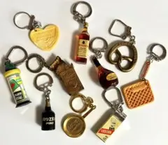 8日市!313【良品10個!】ヴィンテージ フランスフレンチキーホルダー
