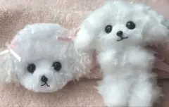 白い犬　モール人形　モールドール　キーホルダー　パンチニードル缶バッチ　セット