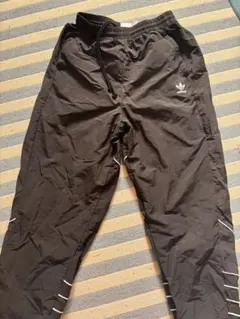 adidas ブラックピステパンツ