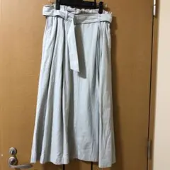 ユニクロ　リネンブレンド　ロングスカート　ライトグリーン