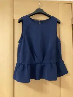 アーバンリサーチ　ペプラムノースリーブ