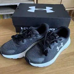 Under Armour ランニングシューズ