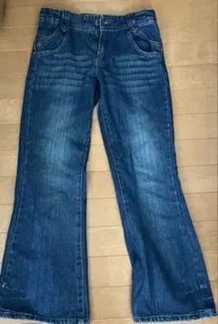 ジーンズ　150サイズ