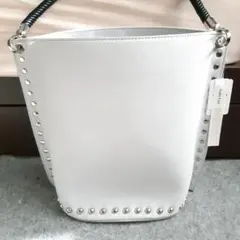 ニルパール バケツ型 スタッズバッグ 新品