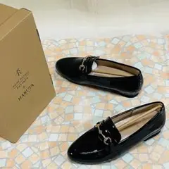 新品✨️ハルタ　ロペピクニック パサージュ　パンプス エナメル　24.0cm