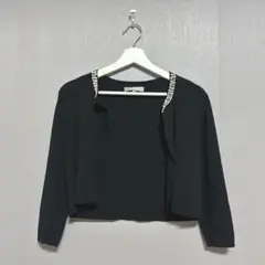 《M-PREMIER》エムプルミエ (36) ショート丈カーディガン パール 黒
