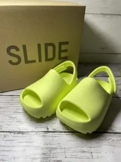 YEEZY SLIDE イージースライド　Glow Green サンダル adidas Yeezy Slide 'Glow Green' — Kick Game