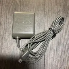 任天堂純正　NintendoDS right 充電器　任天堂DS 送料無料