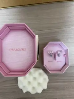 スワロフスキー　ピアス