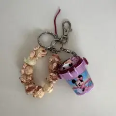 Item thumbnail for item 9177c92c-573a-4f48-a659-a51f5a16dbb1