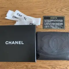 CHANELラムスキン折り財布
