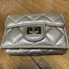 CHANEL コンパクトウォレット