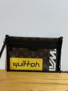 Item thumbnail for item 134eb126-9efc-461a-bf61-31f6976d71e2