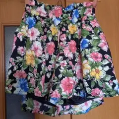 clef　de　sol　クレドソル 花柄ショートパンツ