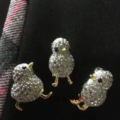 ひよこ ブローチ セット ラインストーン 動物 かわいい スーツ