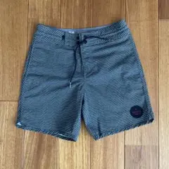 キッズQUIKSILVER ボードショーツ 26