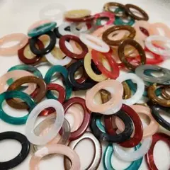 アクリルパーツ　オーバル　カラーランダム　90個