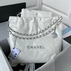 CHANEL ホワイト ショルダーバッグ