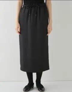 ★新品★タグ付き★IENA★サテンイージータイトスカート★黒★