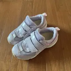 アシックス スニーカー　20