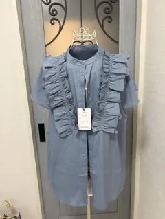 &LOVEフリル付きライトブルー 半袖シャツ LLサイズ