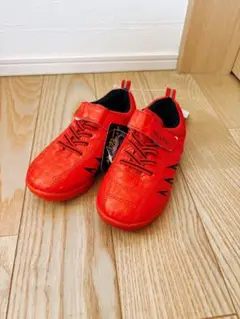 NED'S SPEED 赤 サッカーシューズ　18