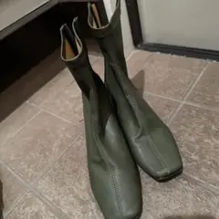 Item thumbnail for item 4140e36f-e7f0-4573-991e-3fa22e919ba6