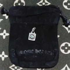 フレームドチャーム エメラルド