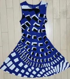 ISSA LONDONのニットワンピ