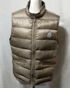 モンクレールライトダウンベスト 2 美品