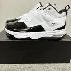 ナイキ ジョーダン　ステイ ロイヤル　ナイキスニーカー　25 新品　NIKE