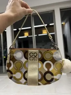 Coach コーチ