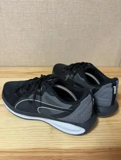 d820/美品★訳アリ★プーマTwitch ランナー メンズ26.5㎝
