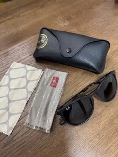 Ray-Ban ブラックレンズ サングラス