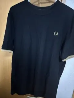 FRED PERRY ブラック Tシャツ　最終値下げ！