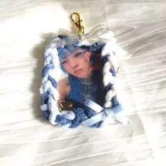 Item thumbnail for item 151f2981-216f-48f8-8566-fd95d5dd4099