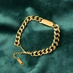 【希少品】18金ゴールドトレンドブレスレットof