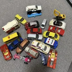 ミニカー 25台セット 多様な車種