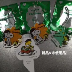 【匿名配送】ジョイフル　スヌーピー　コラボ 限定　アクリルキーホルダー