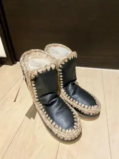 新品未使用タグ付★mou(ムー)ムートンブーツ★エスキモーブーツ★UGG★EMU