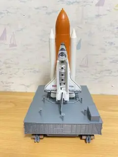 スペースシャトル　フィギュア