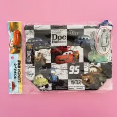 ディズニー　カーズ　ランチバッグ　お弁当袋　巾着袋　給食袋　新品