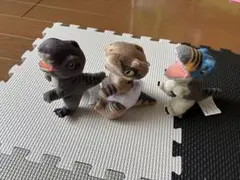 ジュラシックワールド　ぬいぐるみストラップ