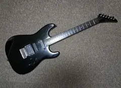 希少 Mad Axe ストラト エレキギター Japan vintage 弦新品 希少 Mad Axe ストラト エレキギター Japan vintage 弦新品 楽器