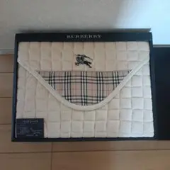 未使用BURBERRY バーバリーパッドシーツ　パイル敷きパッド シングル　寝具