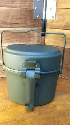 【最終値下げ】ドイツ軍飯盒　デッドストック 飯盒 ドイツ型