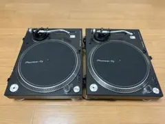 Item thumbnail for item d26f8776-2df4-4af5-b9c3-a35b863b891b